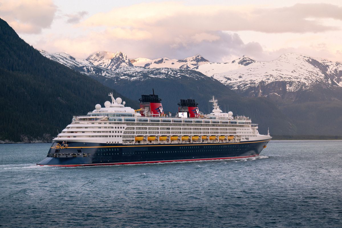 Disney Cruise Line Ships