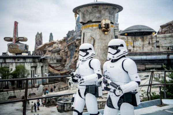 Star Wars Galaxy's Edge